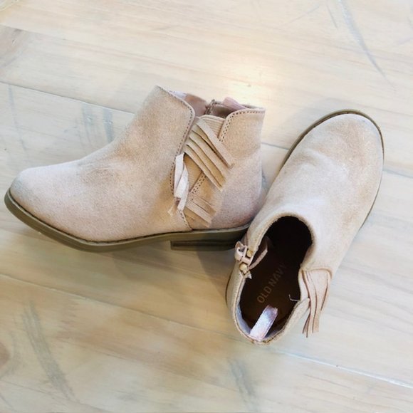 Old Navy Toddler Boots - Picture 3 of 5